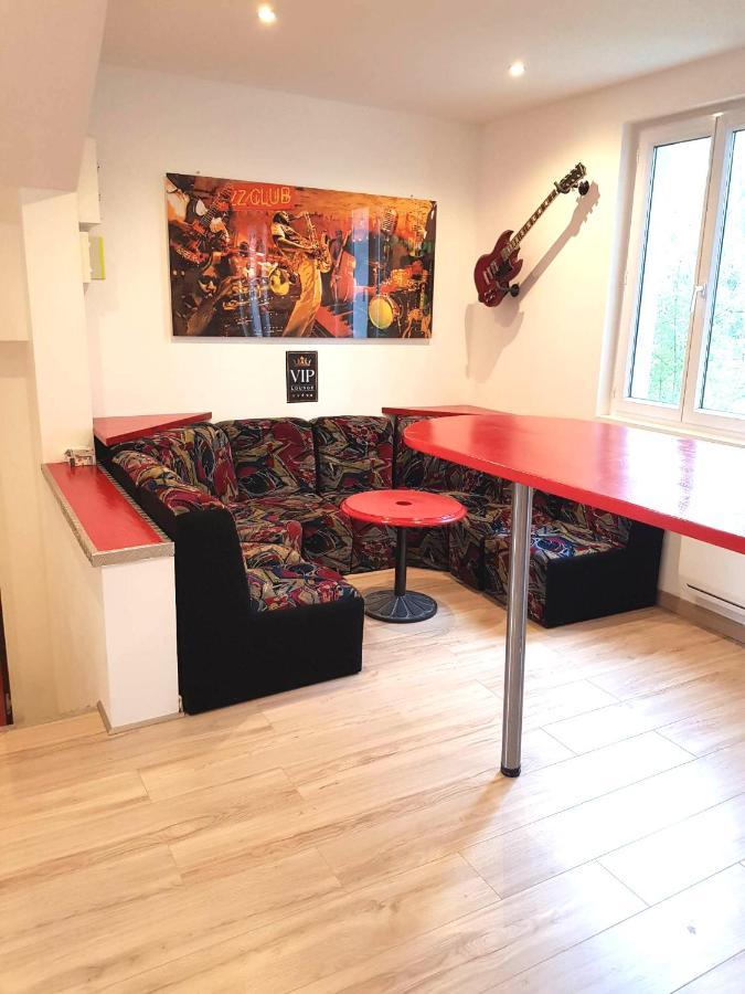 05 - Tres Joli 3 Pieces Neuf 2 Chambres, Logement Tout Equipe Pour 1 A 4 Personnes Maximum, Vue Sur Jardin Avec Parking Privatif, Grand Fourgon Possible, Tout Le Linge De Maison Est Fourni Annesse-et-Beaulieu Kültér fotó