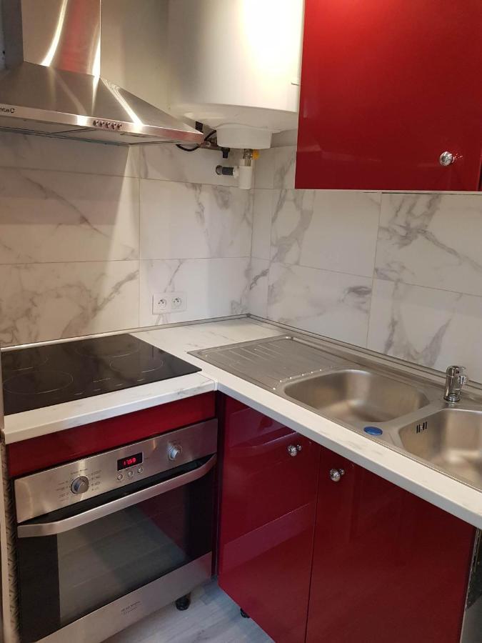 05 - Tres Joli 3 Pieces Neuf 2 Chambres, Logement Tout Equipe Pour 1 A 4 Personnes Maximum, Vue Sur Jardin Avec Parking Privatif, Grand Fourgon Possible, Tout Le Linge De Maison Est Fourni Annesse-et-Beaulieu Kültér fotó