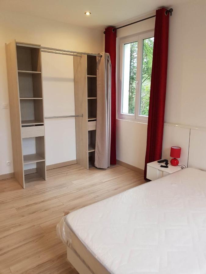 05 - Tres Joli 3 Pieces Neuf 2 Chambres, Logement Tout Equipe Pour 1 A 4 Personnes Maximum, Vue Sur Jardin Avec Parking Privatif, Grand Fourgon Possible, Tout Le Linge De Maison Est Fourni Annesse-et-Beaulieu Kültér fotó