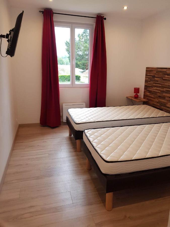 05 - Tres Joli 3 Pieces Neuf 2 Chambres, Logement Tout Equipe Pour 1 A 4 Personnes Maximum, Vue Sur Jardin Avec Parking Privatif, Grand Fourgon Possible, Tout Le Linge De Maison Est Fourni Annesse-et-Beaulieu Kültér fotó
